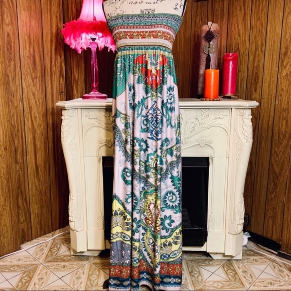 Forever 21 Dresses & Skirts - XXI Forever 21 Strapless Maxi Dress